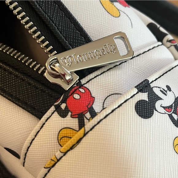 Mickey Mouse Disney Loungefly Backpack - Picture 8 of 8